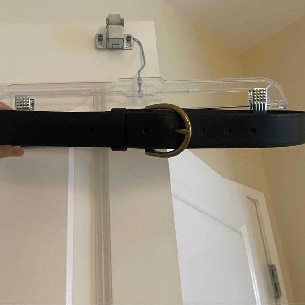 Madewell Medium Perfect Leather Belt in Black